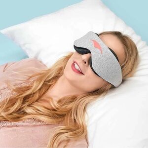 Manta sleep mask